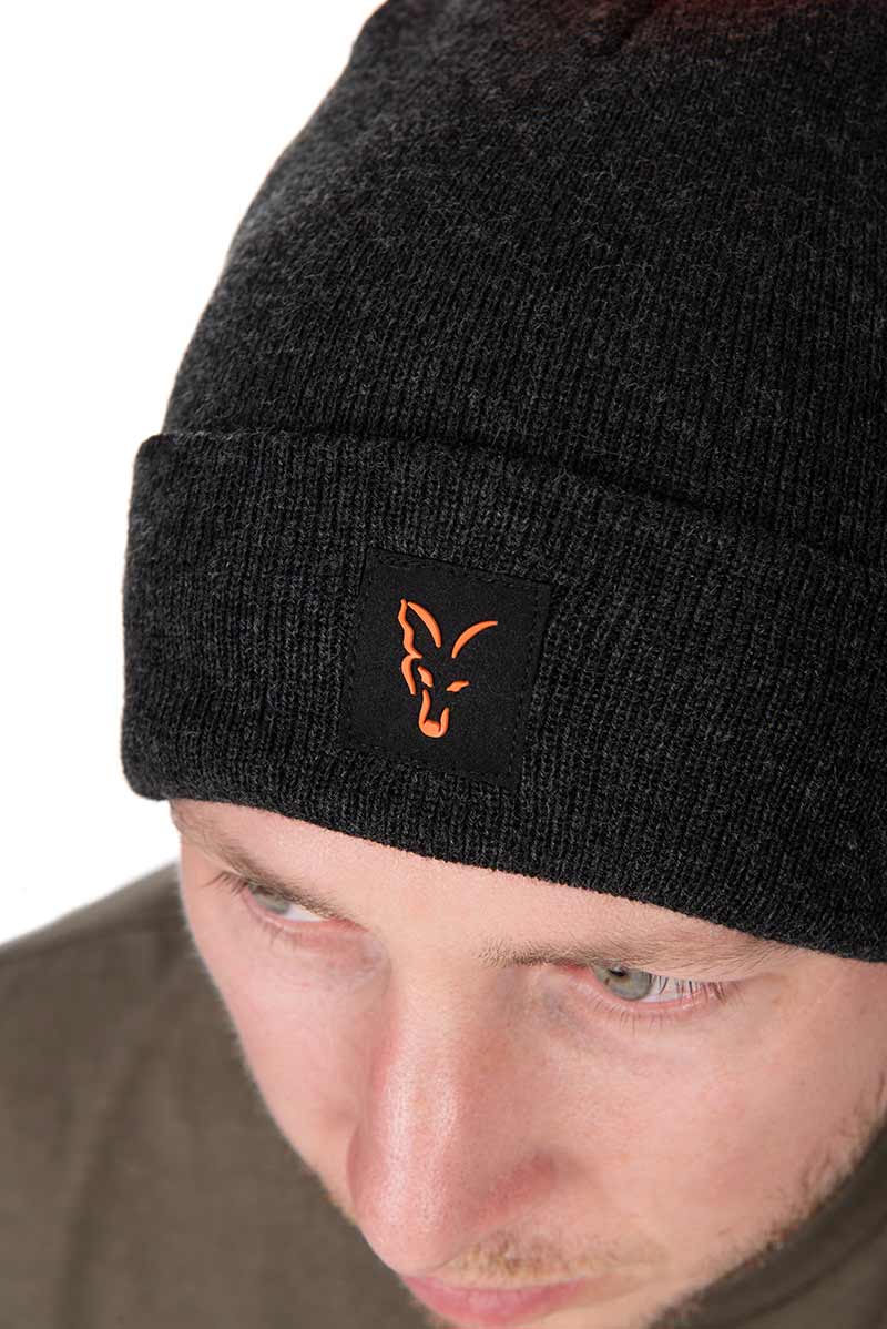 Chargez l'image dans la visionneuse de la galerie, Fox Collection Bobble Hat - Black/Orange | Cappello a Pompon
