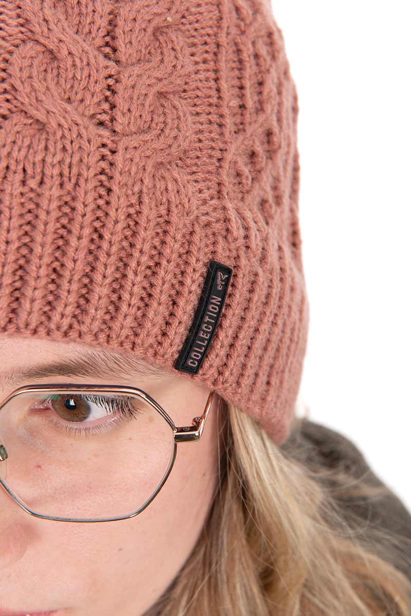 Carica immagine in Galleria Viewer, Fox Ladies Knitted Bobble Hat - Cappello a Pompon da Donna
