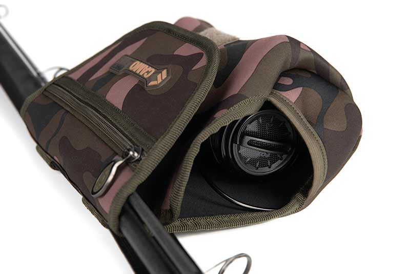 Load image into Gallery viewer, Fox Camolite™ Neoprene Reel &amp; Rod Tip Protector
