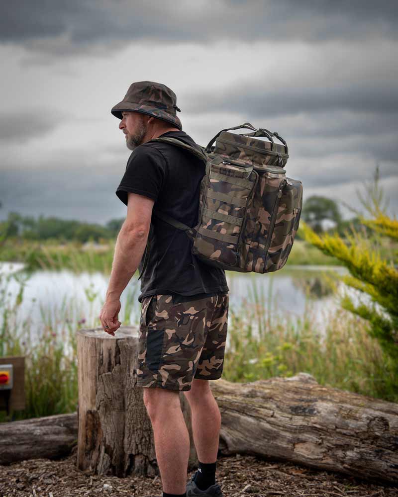 Carica immagine in Galleria Viewer, Fox Camolite™ Compact Rucksack - Zaino da Pesca Compatto
