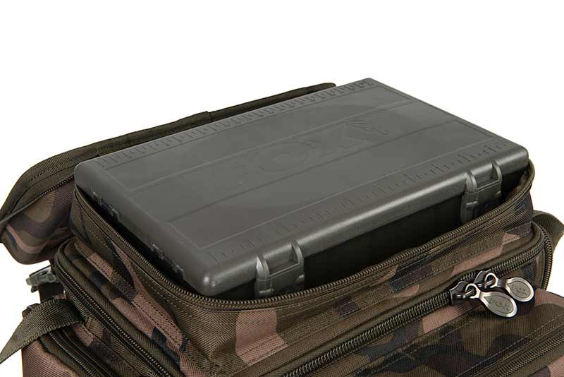 Carica immagine in Galleria Viewer, Fox Camolite™ Compact Rucksack - Zaino da Pesca Compatto
