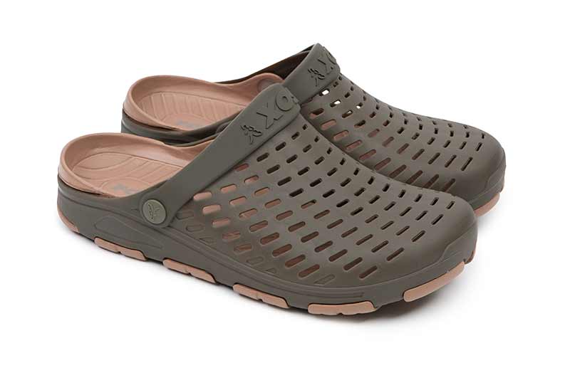 Carica immagine in Galleria Viewer, Fox Khaki Clogs
