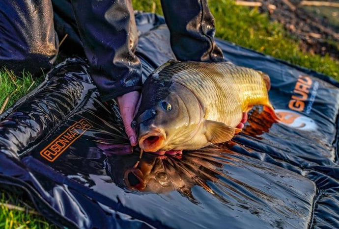 Guru Fusion Black Mat Bag