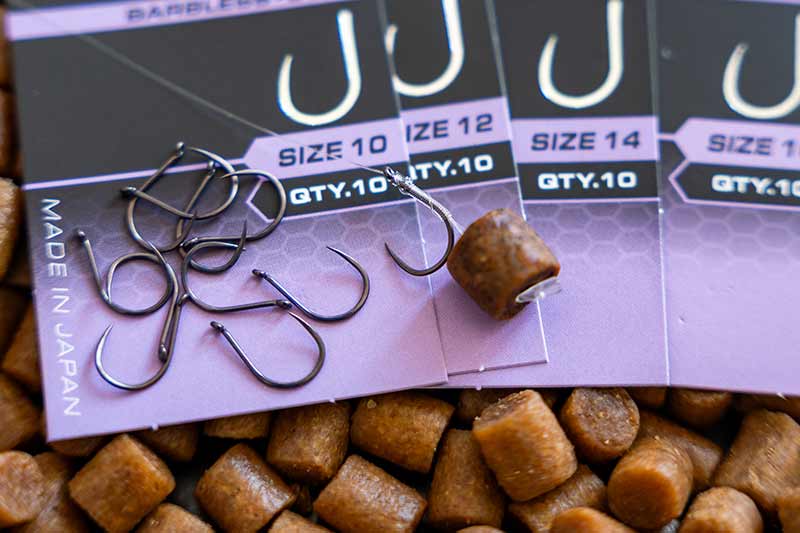 Chargez l'image dans la visionneuse de la galerie, Matrix X9 - Carp Wide Gape Hooks Barbless Eyed
