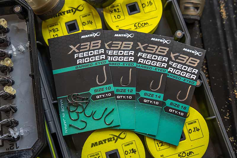 Carica immagine in Galleria Viewer, Matrix X3B - Feeder Rigger Hooks Barbed Eyed
