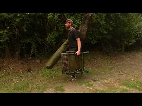 Laden und spielen Sie Video in Galerie -Viewer, Fox Duralite Recliner Arm Chairs
