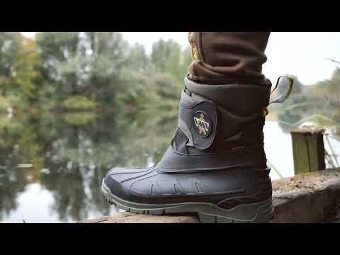 Load and play video in Gallery viewer, Vass &#39;All-Season&#39; Fishing Boot
