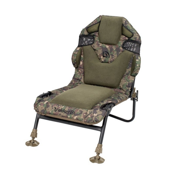 Carica immagine in Galleria Viewer, Trakker Levelite Camo Transformer Chair
