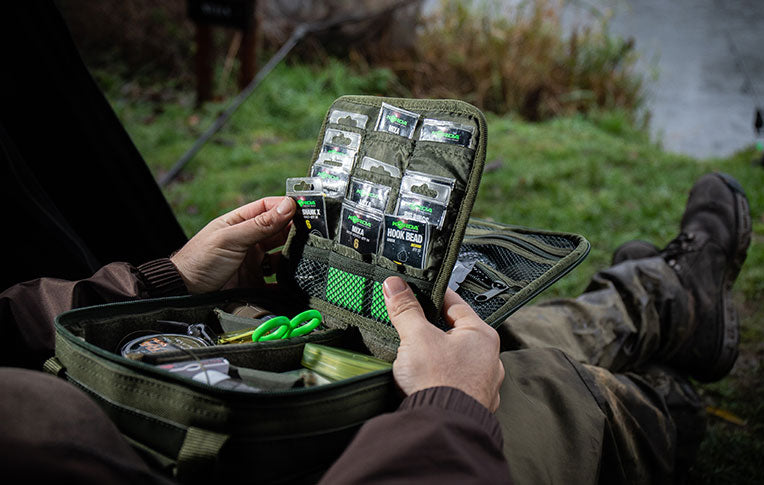 Carica immagine in Galleria Viewer, Trakker Nxg Compact Tackle Bag
